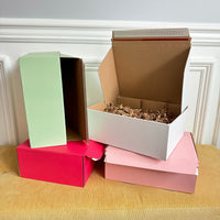 Gift Box with Crinkle Paper - Pink