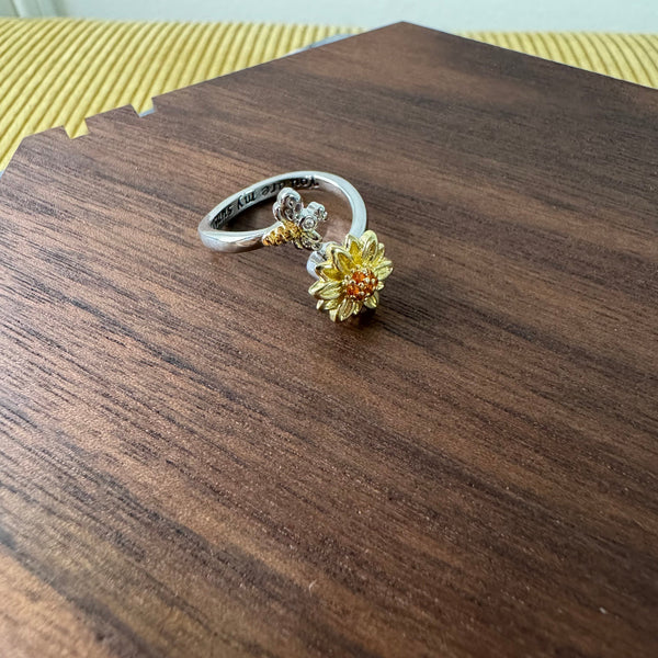 Adjustable Flower & Bee Fidget Ring